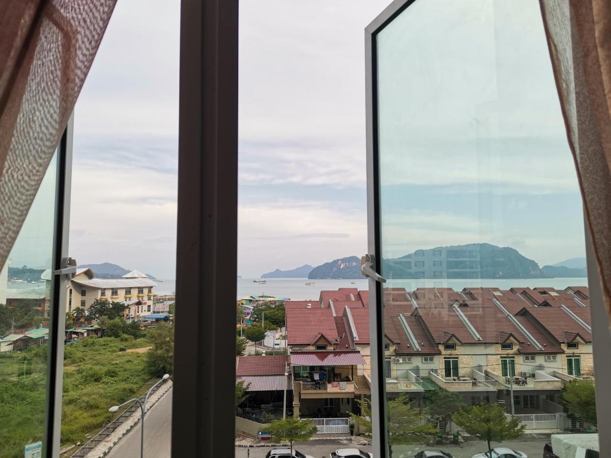 Cd Seaview Apartment Kuah Eksteriør bilde