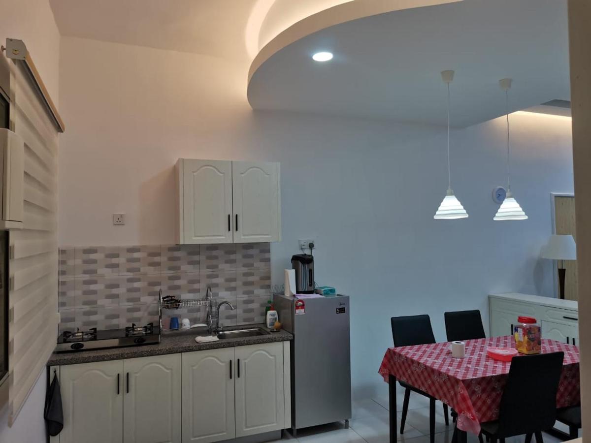 Cd Seaview Apartment Kuah Eksteriør bilde